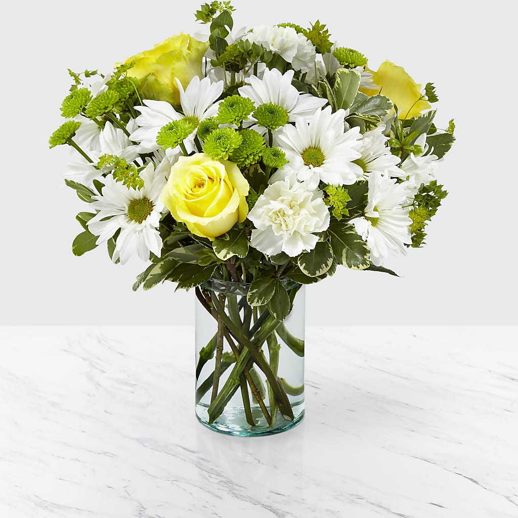Happy Day Bouquet – Heavenly Plants, Regina SK