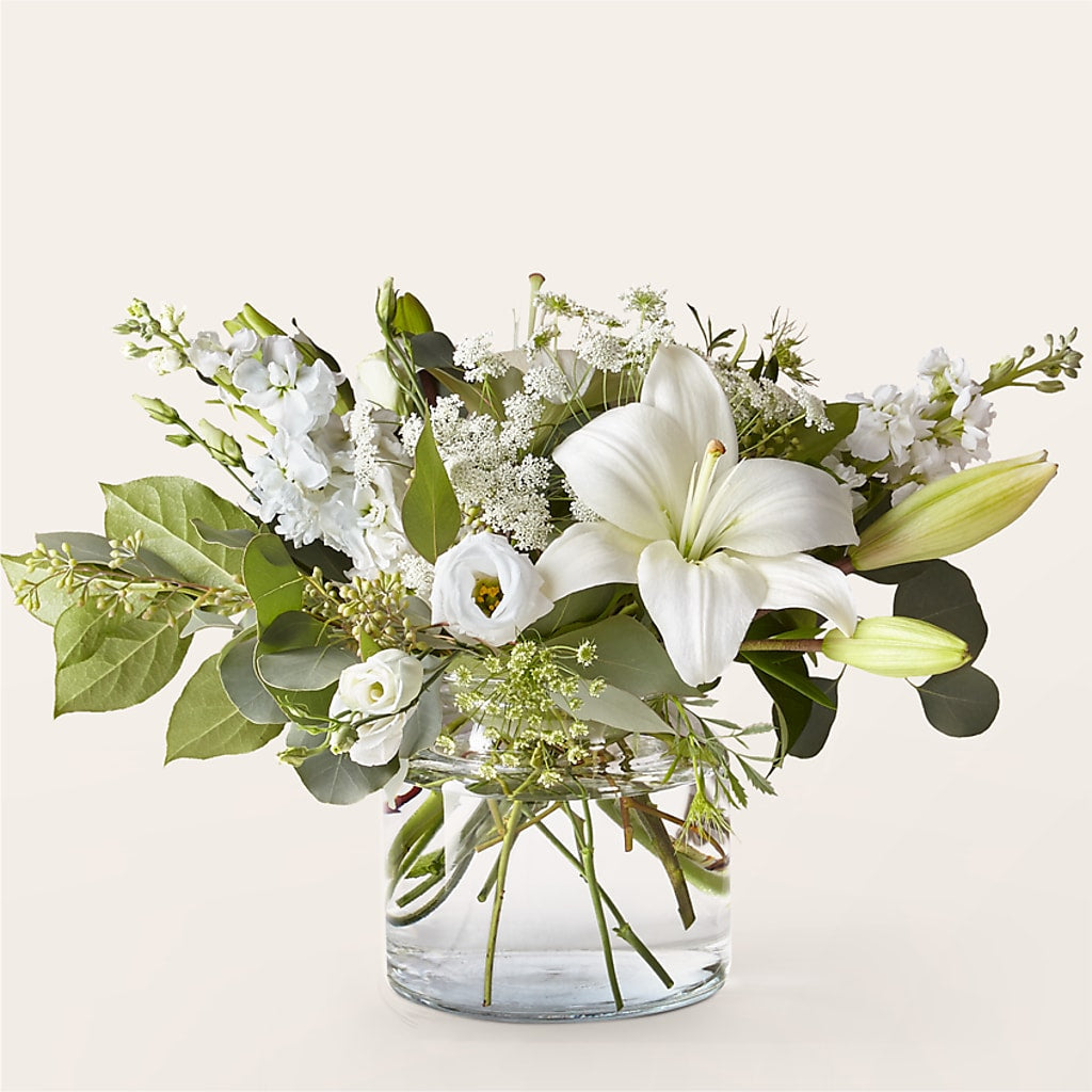 Alluring Elegance Bouquet – Heavenly Plants, Regina SK