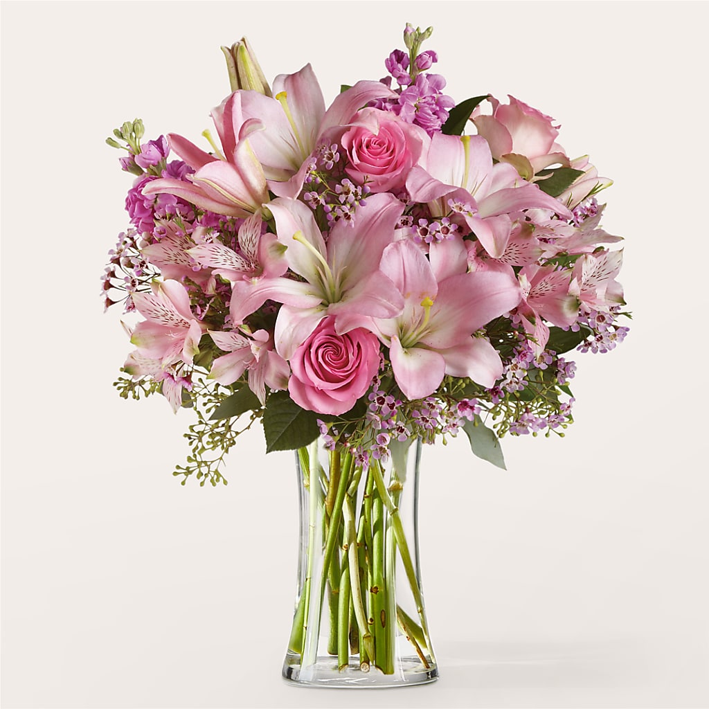 Gentle Gesture Bouquet – Heavenly Plants, Regina SK