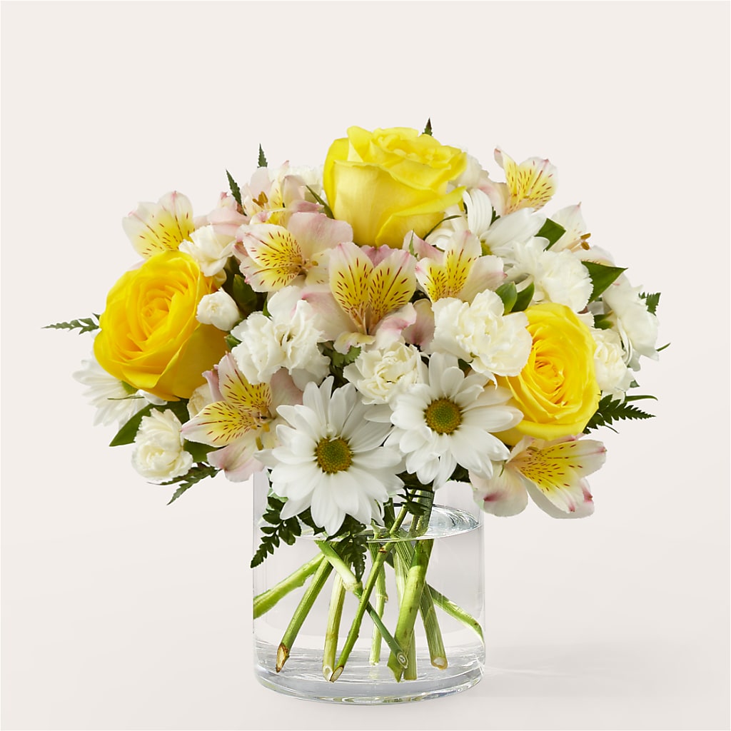 Gleeful Bouquet – Heavenly Plants, Regina SK