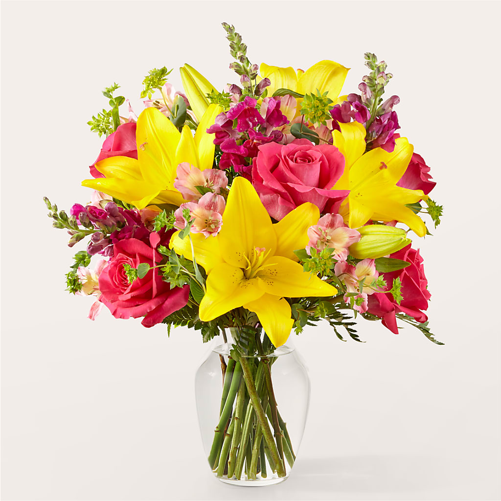 Lovely Day Bouquet – Heavenly Plants, Regina SK