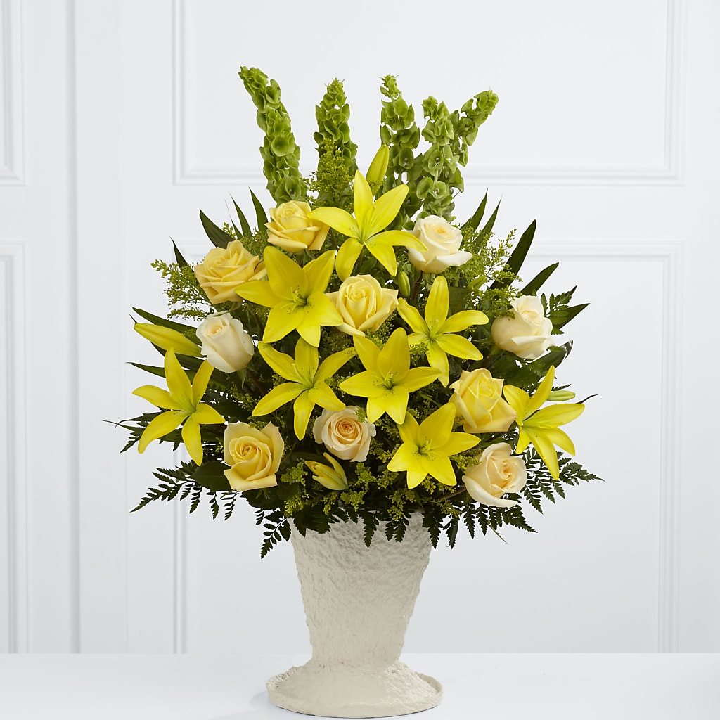 Golden Memories Arrangement – Heavenly Plants, Regina SK
