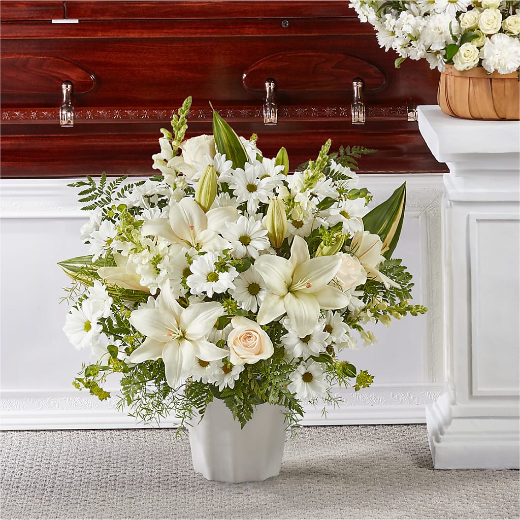 Thoughts of Tranquility Floor Basket – Heavenly Plants, Regina SK