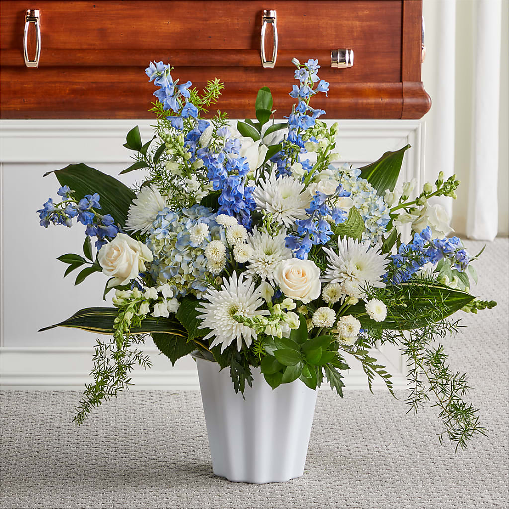 Everlasting Memories Floor Basket – Heavenly Plants, Regina SK