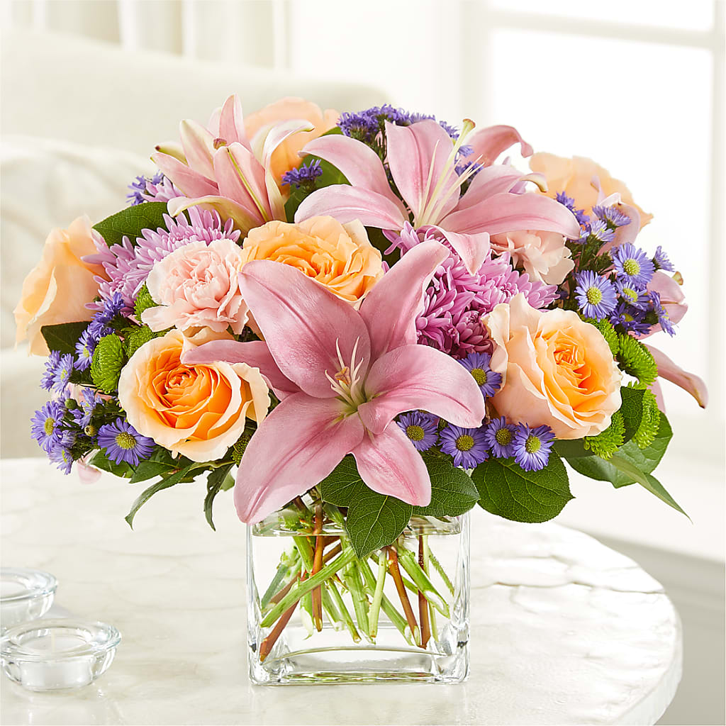 Delicate Details Bouquet – Heavenly Plants, Regina SK