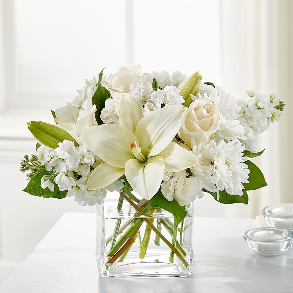 Gentle Breeze Bouquet – Heavenly Plants, Regina SK