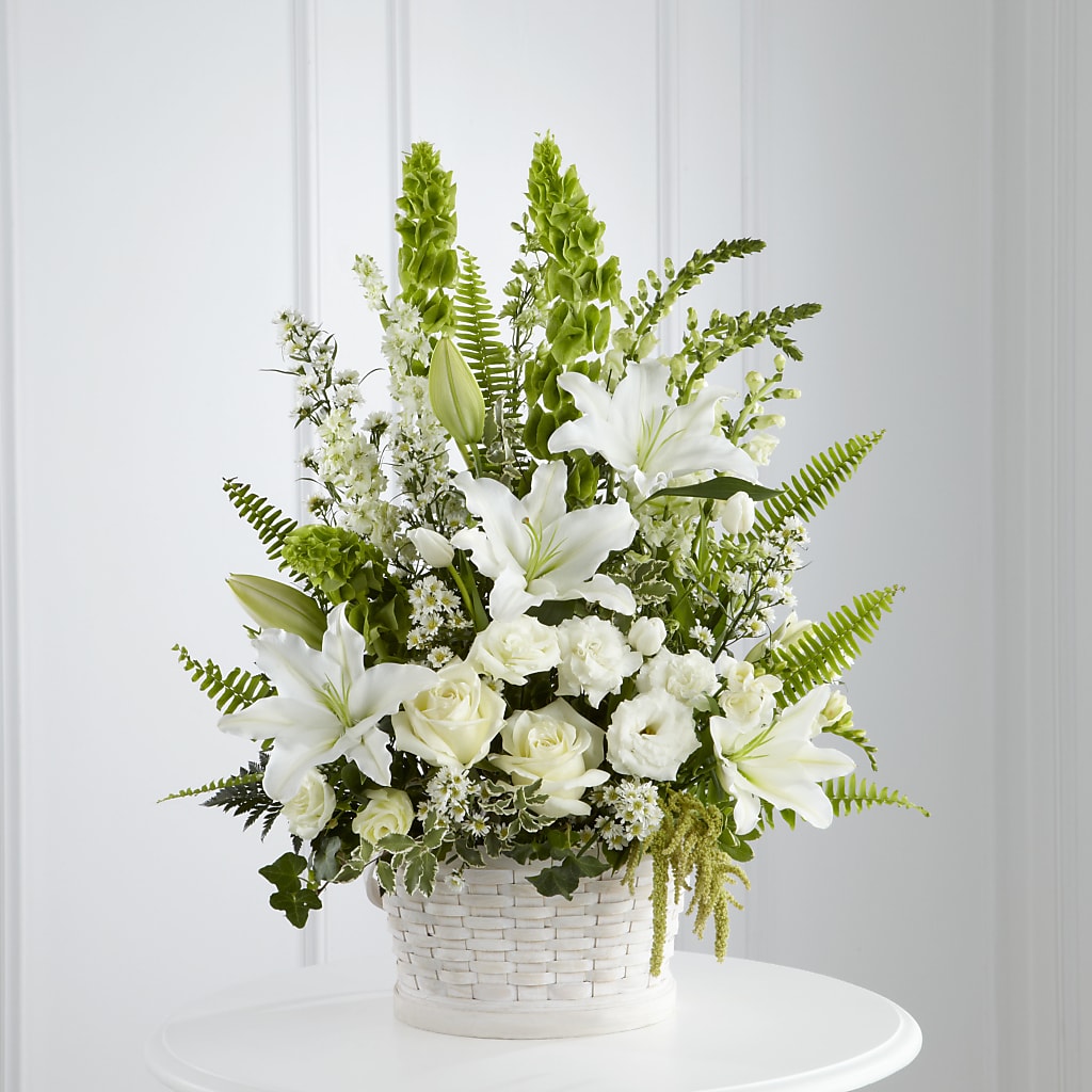 In Our Thoughts Arrangement – Heavenly Plants, Regina SK