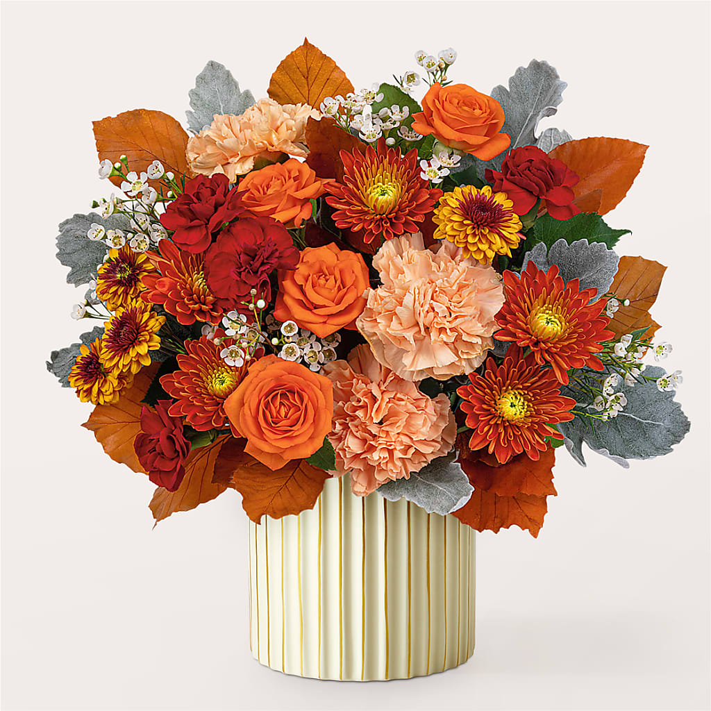 Merlot Bouquet with Ivory Vase – Heavenly Plants, Regina SK