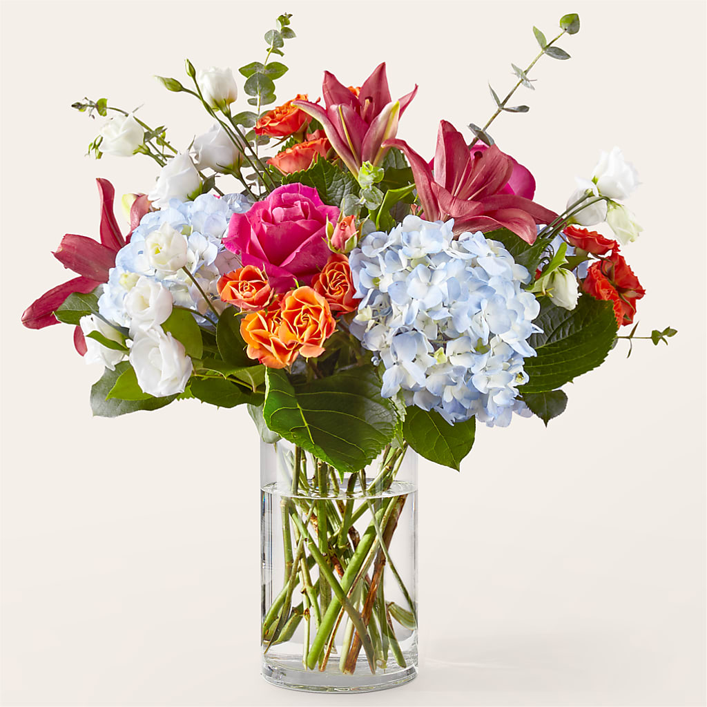 Awestruck Luxury Bouquet – Heavenly Plants, Regina SK
