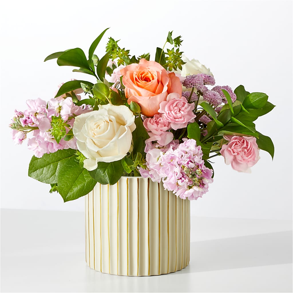 French Market Bouquet with Ivory Vase – Heavenly Plants, Regina SK