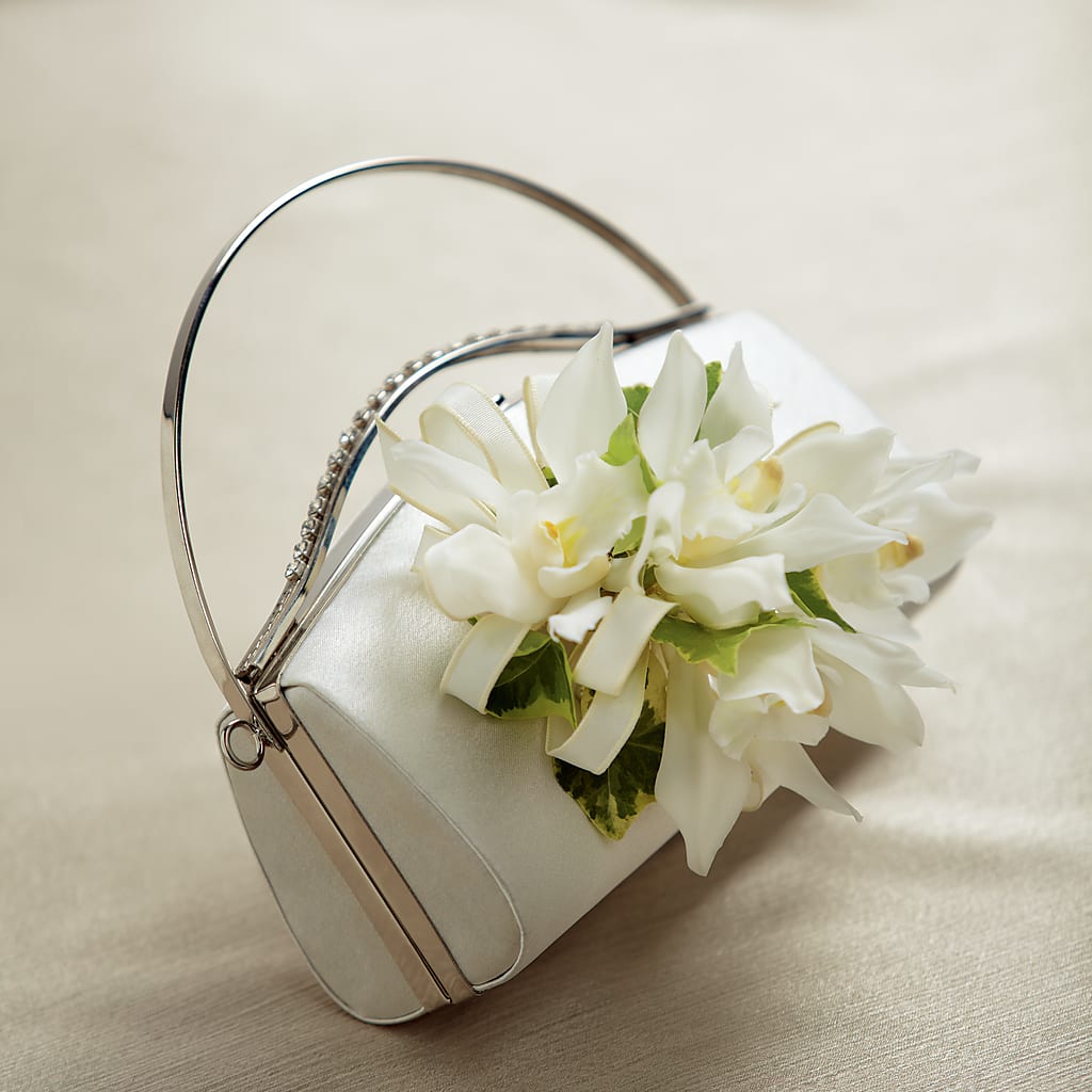 White Purse Decor – Heavenly Plants, Regina SK