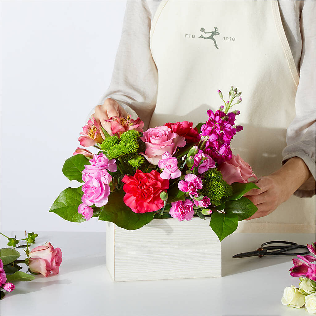 Sweetberry Box – A Florist Original –  Heavenly Plants, Regina SK