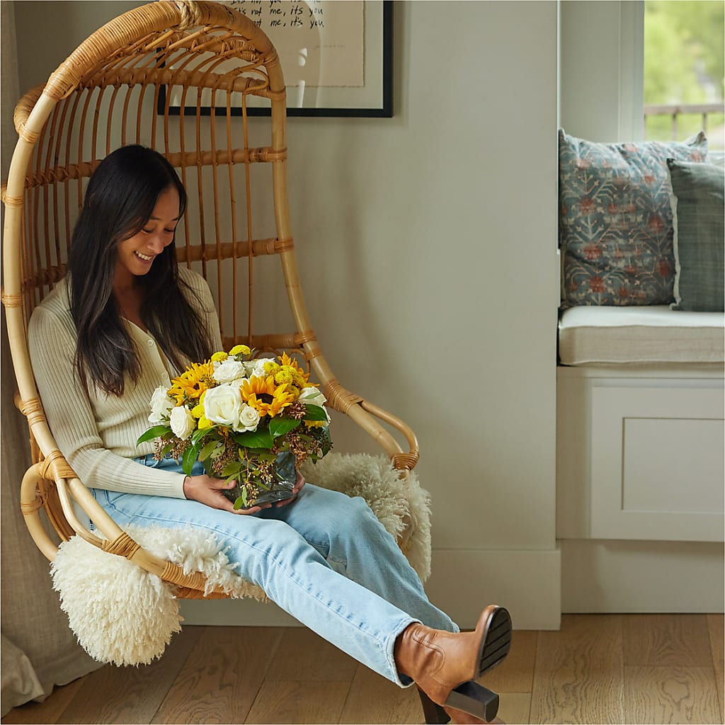 Luminous Morning Bouquet –  Heavenly Plants, Regina SK