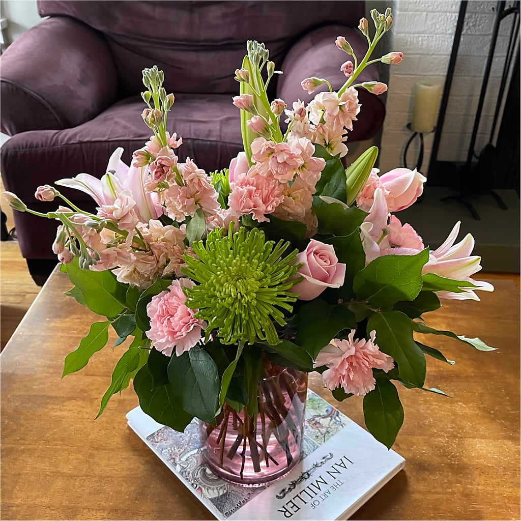 Pretty in Pink Bouquet –  Heavenly Plants, Regina SK