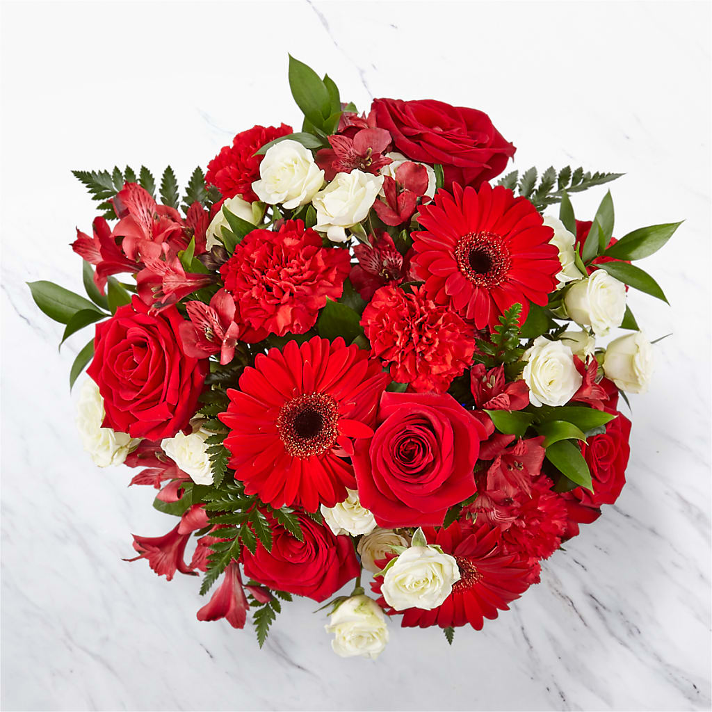 Hearts Embrace Bouquet –  Heavenly Plants, Regina SK
