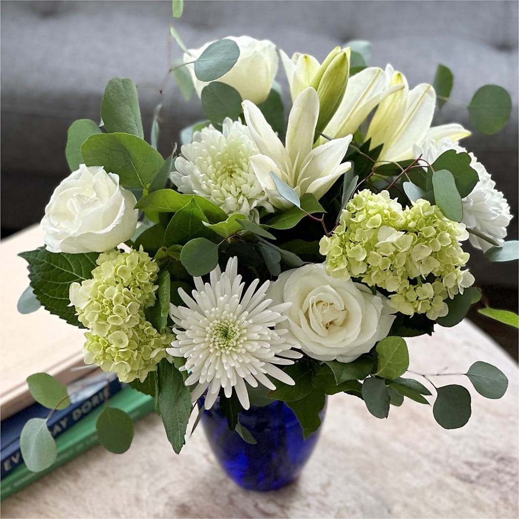 Snowy Dreams Bouquet –  Heavenly Plants, Regina SK