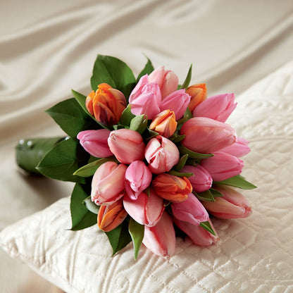Embraceable Bouquet –  Heavenly Plants, Regina SK