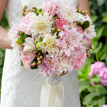 Heart's Promise Bouquet –  Heavenly Plants, Regina SK