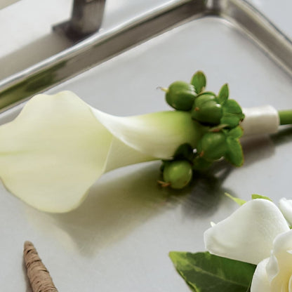 White Calla Boutonniere –  Heavenly Plants, Regina SK